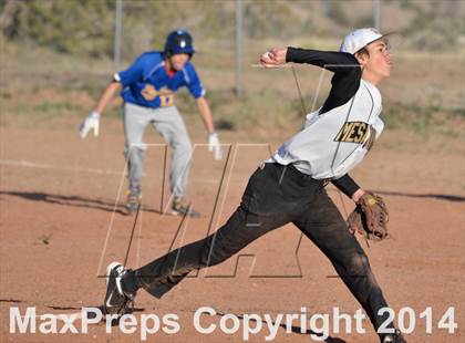 Thumbnail 2 in Mesa Vista @ Penasco photogallery.