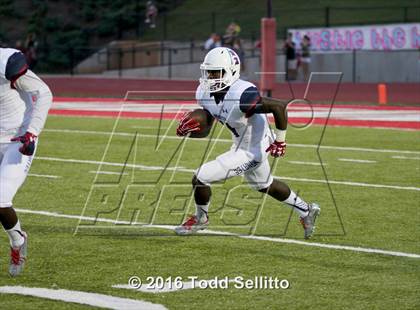 Thumbnail 1 in Manatee vs. Hewitt-Trussville photogallery.