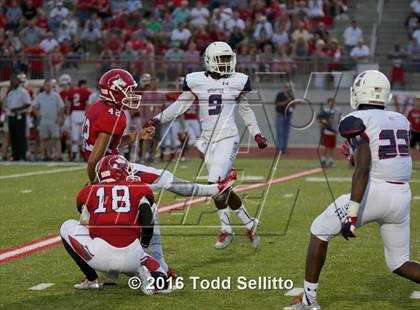 Thumbnail 2 in Manatee vs. Hewitt-Trussville photogallery.