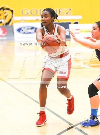 Thumbnail 1 in Bellarmine-Jefferson vs. Chadwick (CIF-SS D5A Final) photogallery.