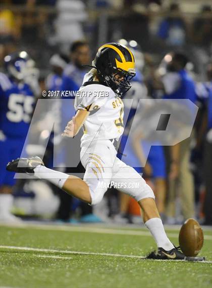 Thumbnail 1 in St. James @ West St. John photogallery.