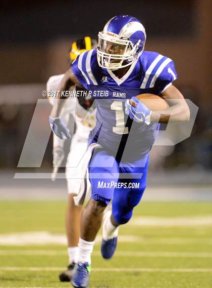 Thumbnail 2 in St. James @ West St. John photogallery.