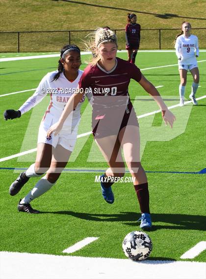 Thumbnail 3 in Fort Bend Kempner vs Grand Oaks (I10 Shootout) photogallery.