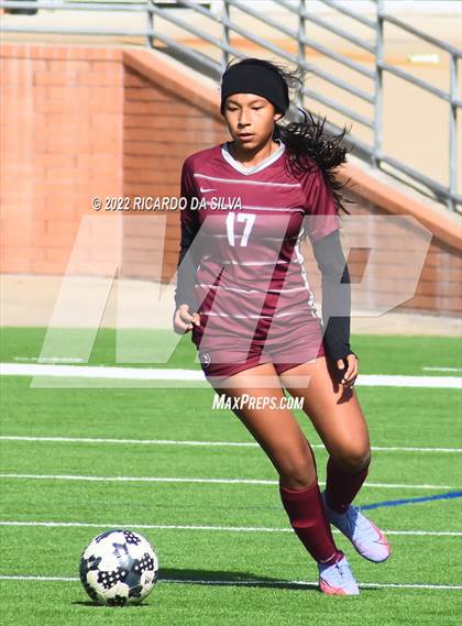 Thumbnail 2 in Fort Bend Kempner vs Grand Oaks (I10 Shootout) photogallery.