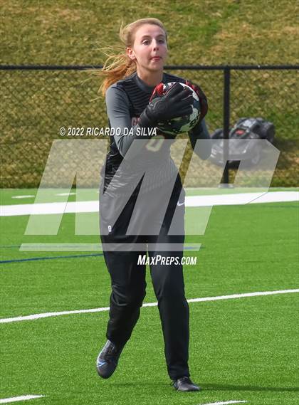Thumbnail 3 in Fort Bend Kempner vs Grand Oaks (I10 Shootout) photogallery.