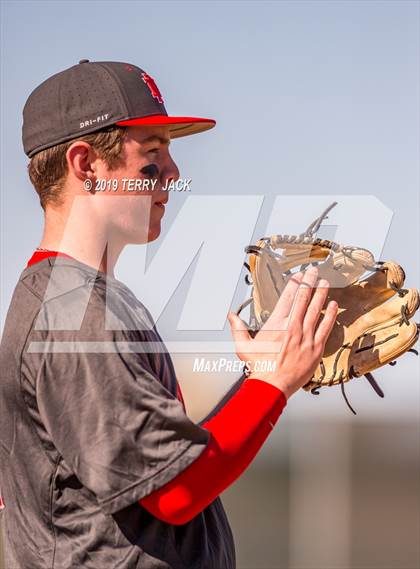 Thumbnail 2 in Mater Dei @ Servite photogallery.