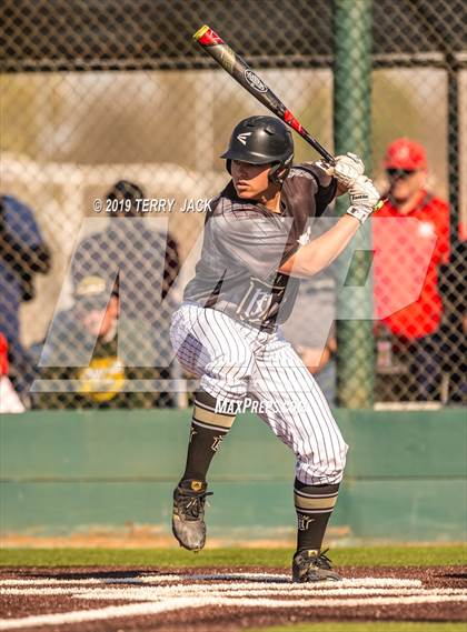 Thumbnail 2 in Mater Dei @ Servite photogallery.