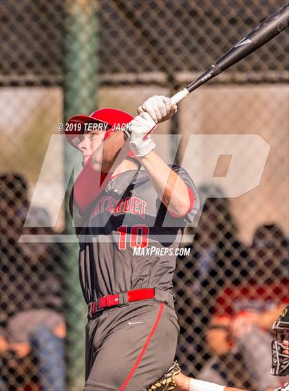 Thumbnail 2 in Mater Dei @ Servite photogallery.