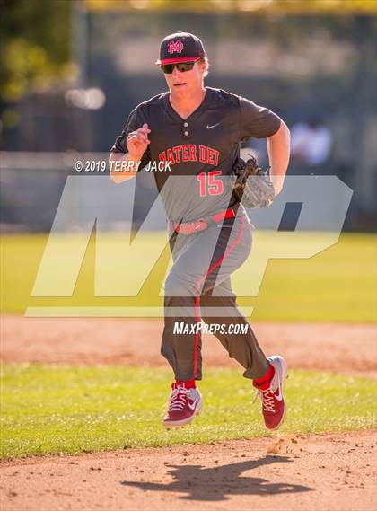 Thumbnail 2 in Mater Dei @ Servite photogallery.