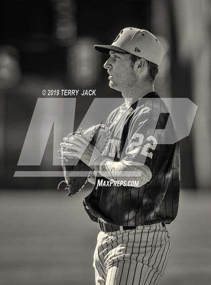 Thumbnail 1 in Mater Dei @ Servite photogallery.