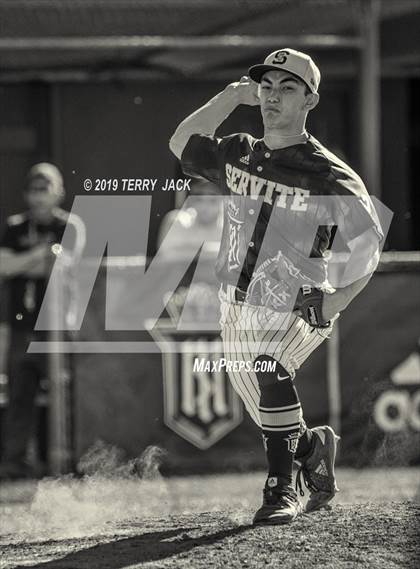 Thumbnail 1 in Mater Dei @ Servite photogallery.