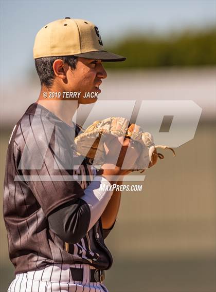 Thumbnail 1 in Mater Dei @ Servite photogallery.