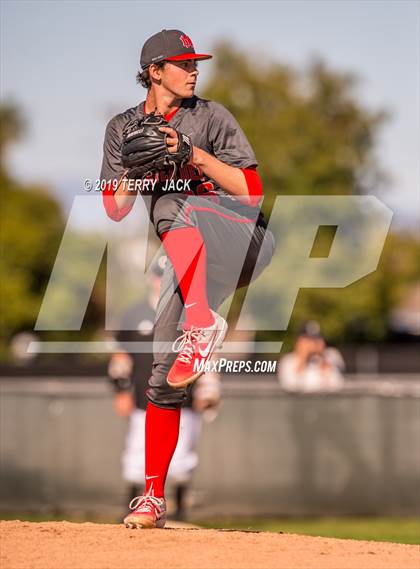Thumbnail 1 in Mater Dei @ Servite photogallery.