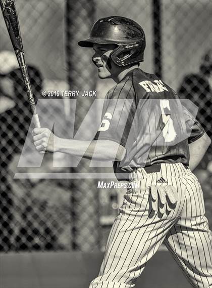 Thumbnail 3 in Mater Dei @ Servite photogallery.