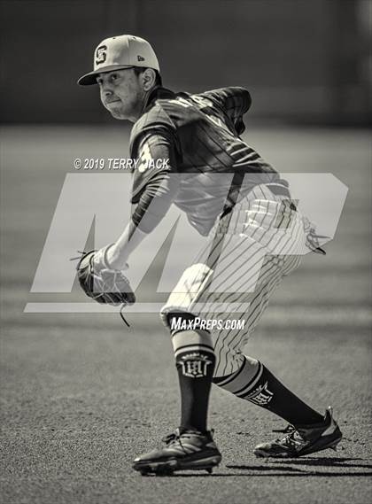 Thumbnail 3 in Mater Dei @ Servite photogallery.