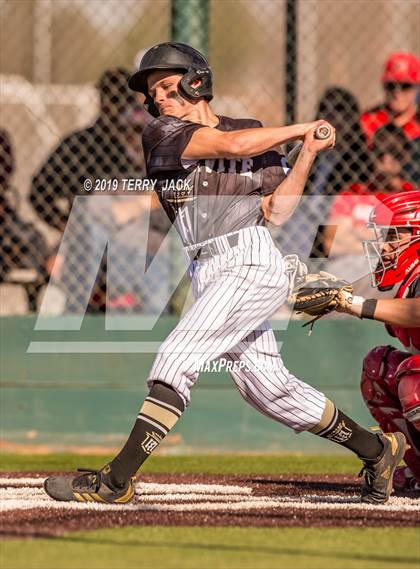Thumbnail 1 in Mater Dei @ Servite photogallery.