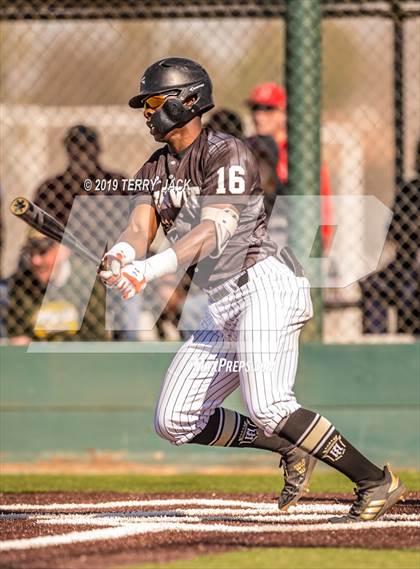 Thumbnail 1 in Mater Dei @ Servite photogallery.