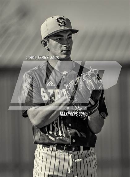 Thumbnail 1 in Mater Dei @ Servite photogallery.