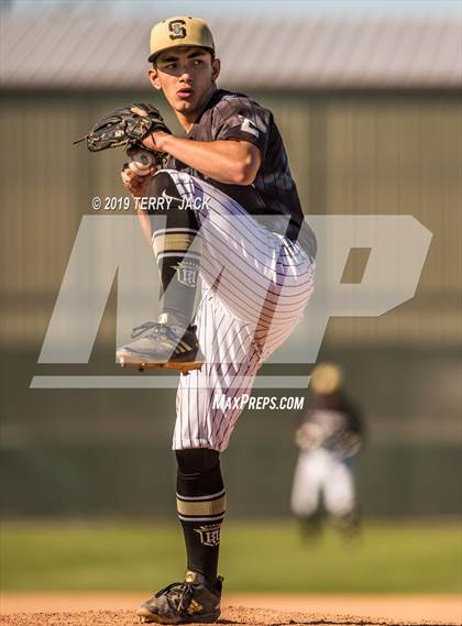 Thumbnail 1 in Mater Dei @ Servite photogallery.