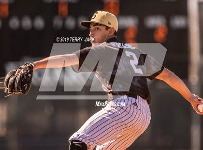 Thumbnail 1 in Mater Dei @ Servite photogallery.