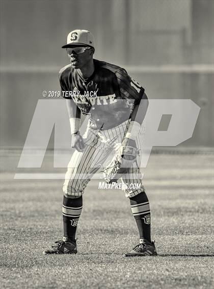 Thumbnail 1 in Mater Dei @ Servite photogallery.
