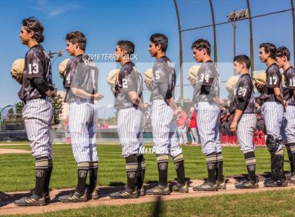 Thumbnail 2 in Mater Dei @ Servite photogallery.