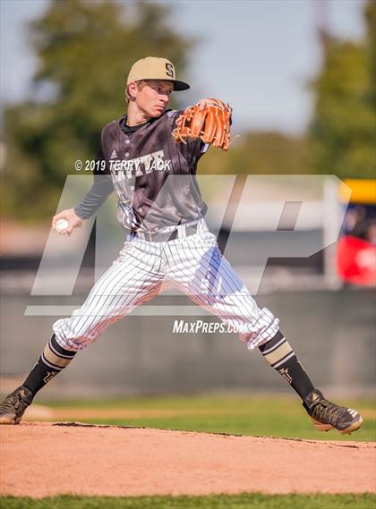 Thumbnail 2 in Mater Dei @ Servite photogallery.