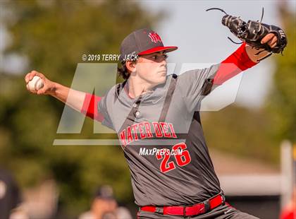 Thumbnail 2 in Mater Dei @ Servite photogallery.
