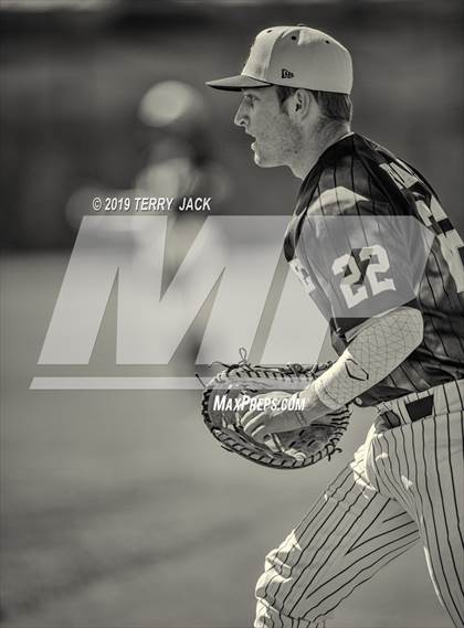 Thumbnail 1 in Mater Dei @ Servite photogallery.