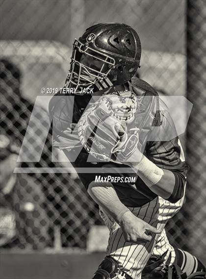 Thumbnail 2 in Mater Dei @ Servite photogallery.
