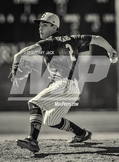 Thumbnail 1 in Mater Dei @ Servite photogallery.