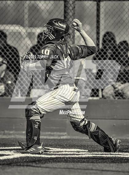 Thumbnail 1 in Mater Dei @ Servite photogallery.