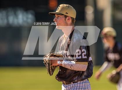Thumbnail 1 in Mater Dei @ Servite photogallery.