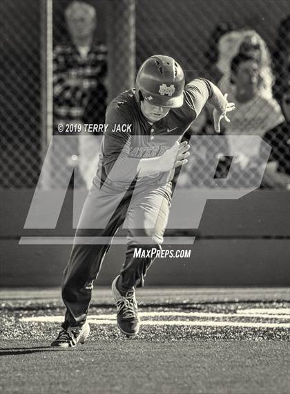 Thumbnail 2 in Mater Dei @ Servite photogallery.