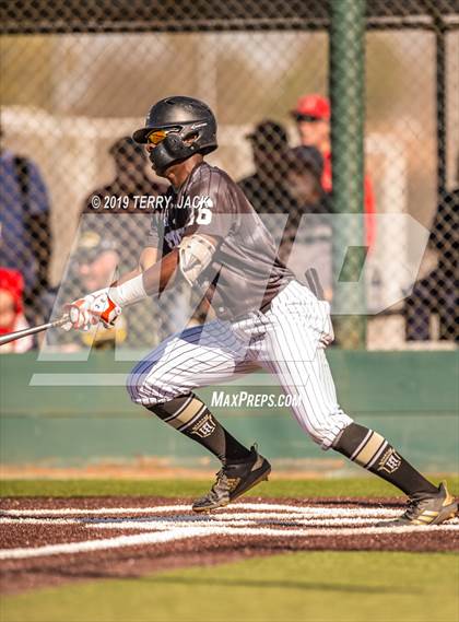 Thumbnail 2 in Mater Dei @ Servite photogallery.