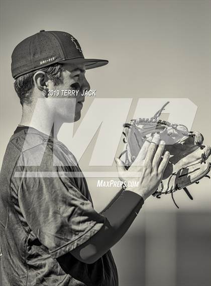 Thumbnail 3 in Mater Dei @ Servite photogallery.