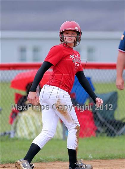Thumbnail 2 in Central vs Cranberry Area (PIAA Class AA 1st Round) photogallery.