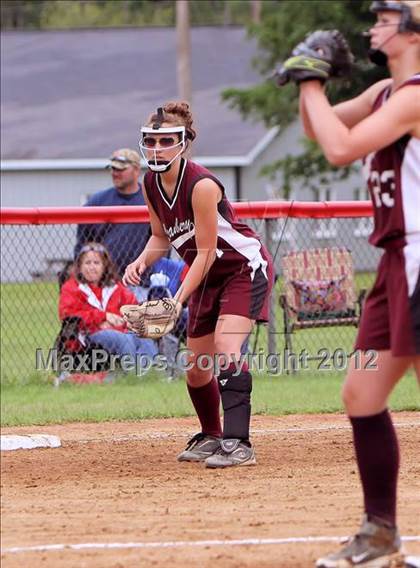 Thumbnail 2 in Central vs Cranberry Area (PIAA Class AA 1st Round) photogallery.