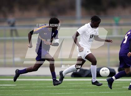 Thumbnail 2 in Farmersville vs.  Pleasant Grove (Caddo Mills Winter Classic) photogallery.