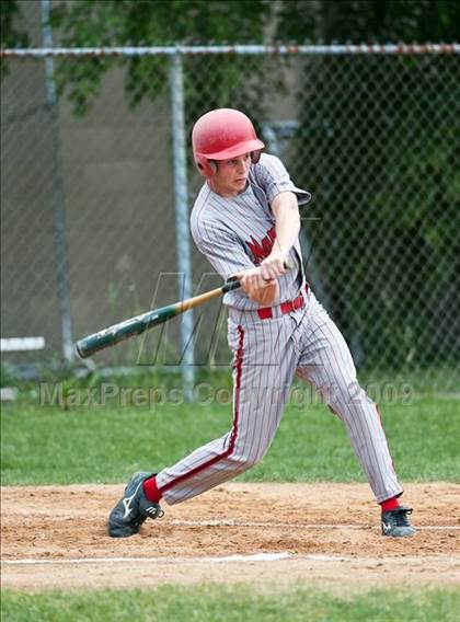 Thumbnail 3 in Narragansett @ Moses Brown (RIIL D1 Region 1 Playoffs) photogallery.