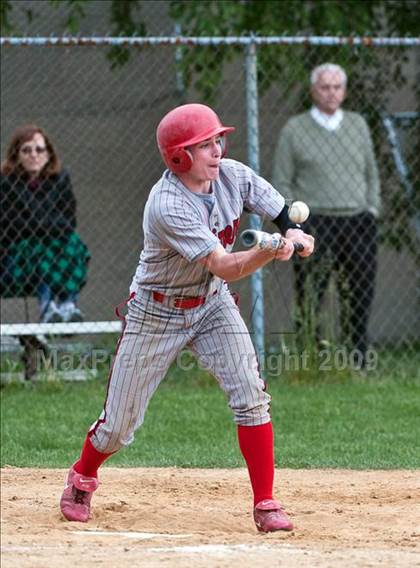 Thumbnail 3 in Narragansett @ Moses Brown (RIIL D1 Region 1 Playoffs) photogallery.