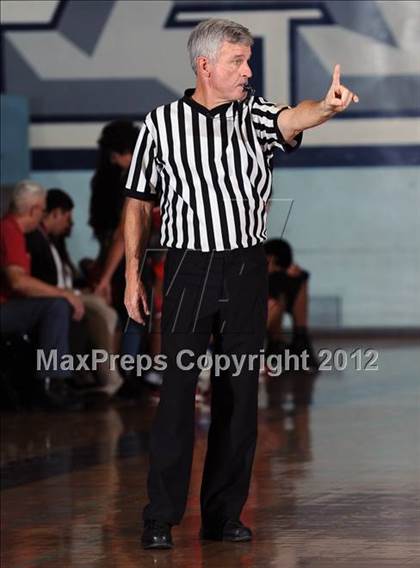 Thumbnail 1 in Gladstone @ Azusa photogallery.