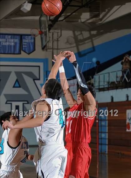 Thumbnail 1 in Gladstone @ Azusa photogallery.