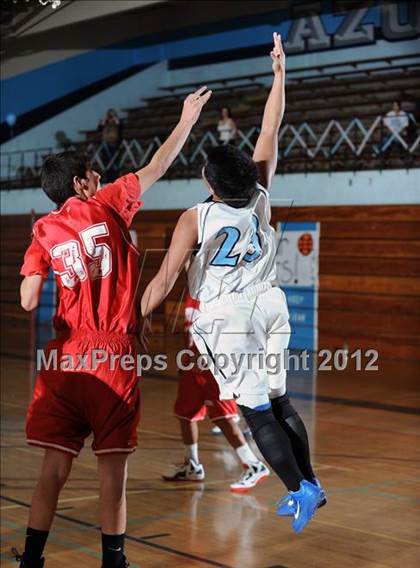 Thumbnail 2 in Gladstone @ Azusa photogallery.
