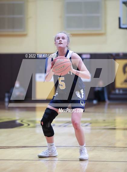 Thumbnail 1 in Trinity vs. Cedar Cliff photogallery.