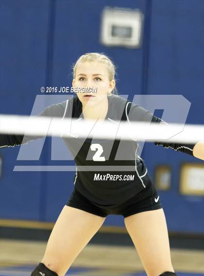 Thumbnail 3 in Sierra vs. Minarets (CIF D4 Central Section Championship) photogallery.