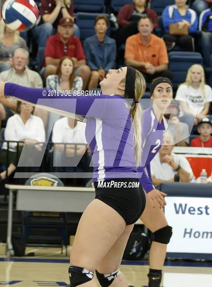 Thumbnail 3 in Sierra vs. Minarets (CIF D4 Central Section Championship) photogallery.