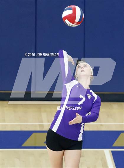 Thumbnail 1 in Sierra vs. Minarets (CIF D4 Central Section Championship) photogallery.