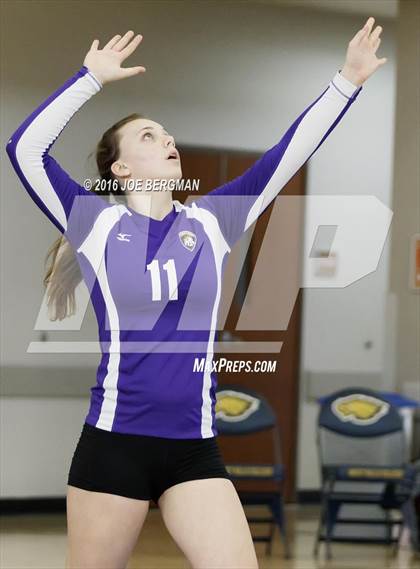 Thumbnail 3 in Sierra vs. Minarets (CIF D4 Central Section Championship) photogallery.