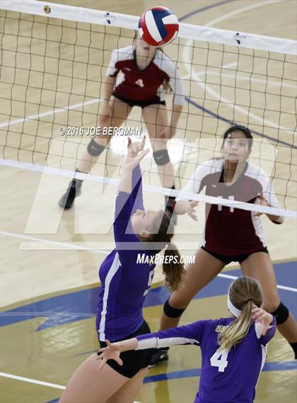Thumbnail 3 in Sierra vs. Minarets (CIF D4 Central Section Championship) photogallery.